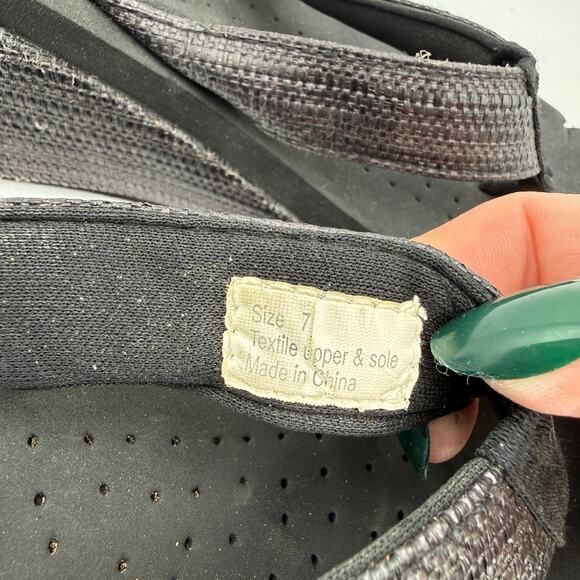 Volatile Island Platform Wedge Thong Flip Flop Sandals Size 7 - Picture 3 of 8